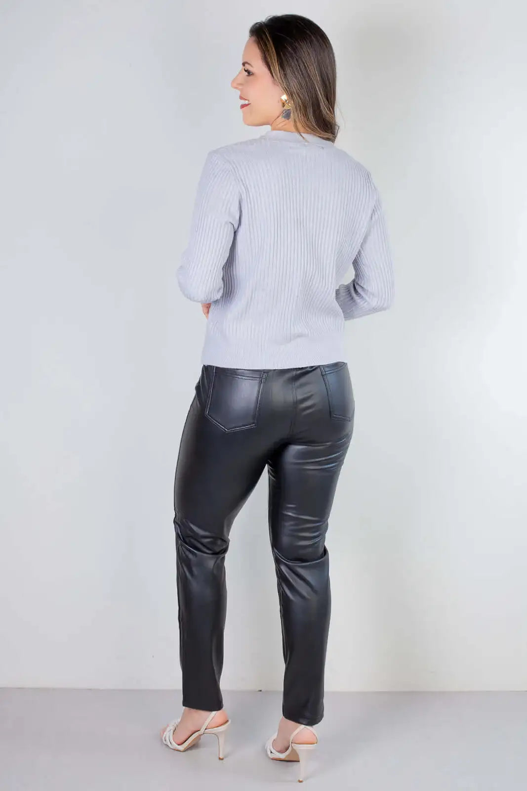 Casaco tricot botões e bolsos 80994 - Enluaze