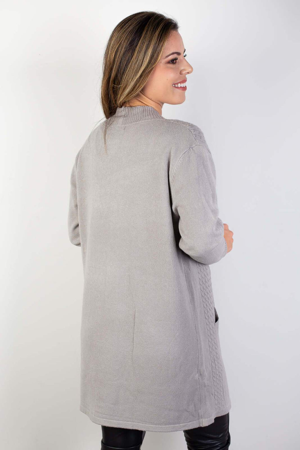 Cardigan alongado feminino com bolsos 81131 - Enluaze