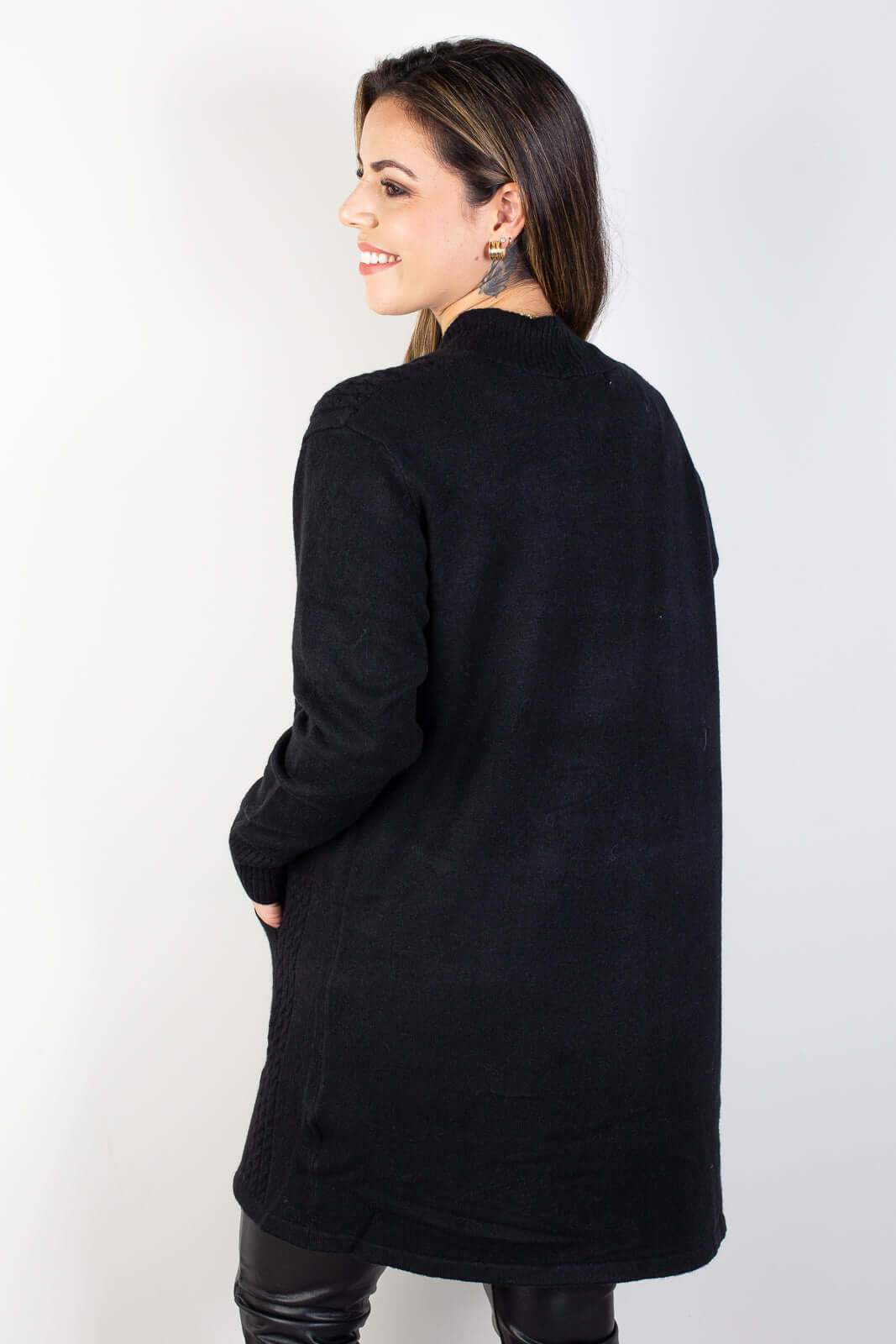 Cardigan alongado feminino com bolsos 81131 - Enluaze