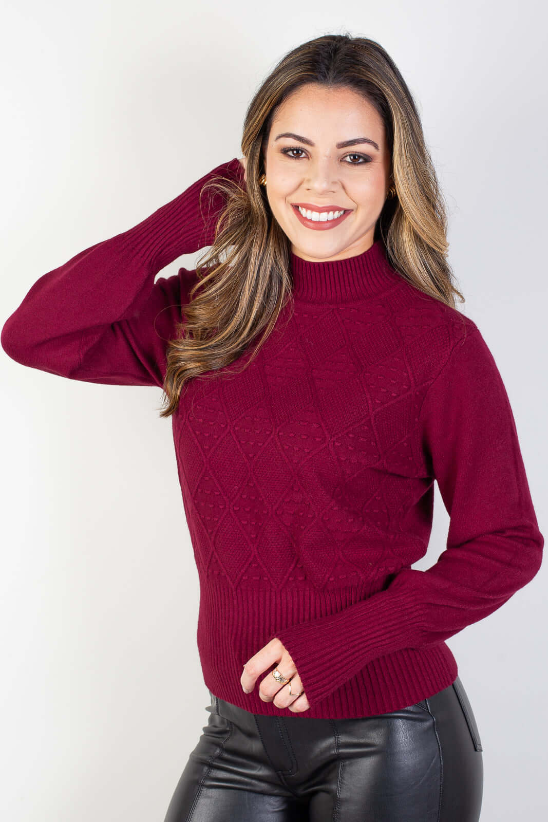 Blusa de tricô gola rolê manga bispo 81190 - Enluaze