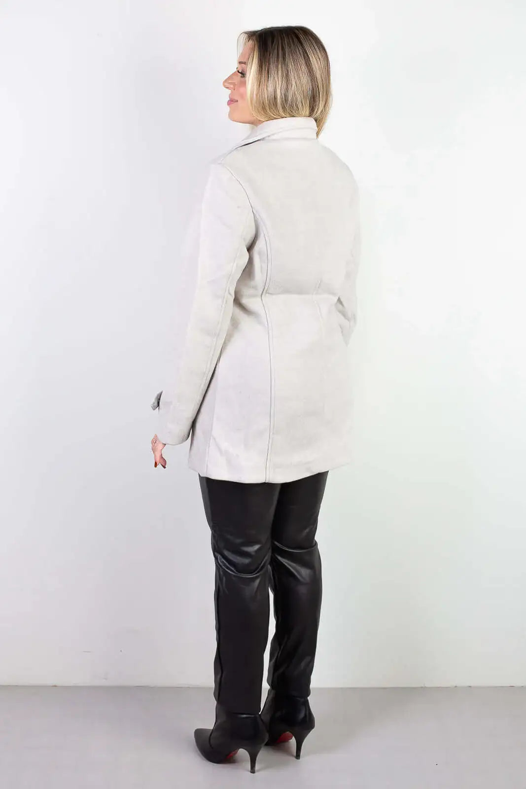 Casaco feminino lã batida sintética com gola de pelo removível 84209 - Enluaze