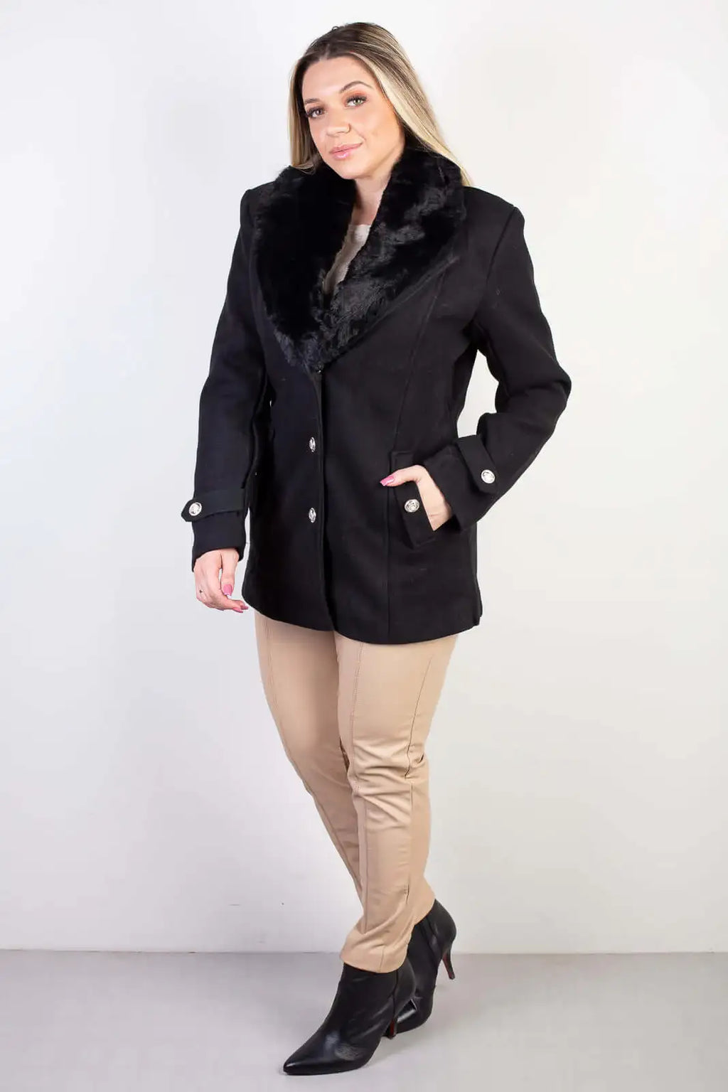 Casaco feminino lã batida sintética com gola de pelo removível 84209 - Enluaze
