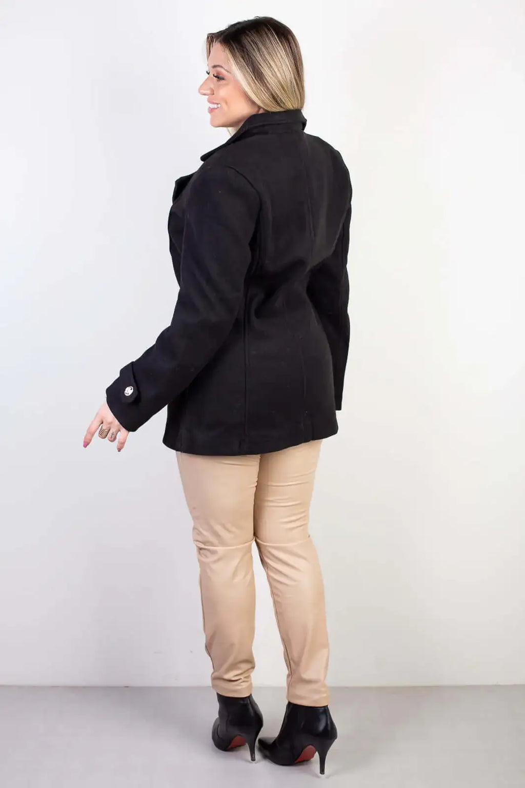 Casaco feminino lã batida sintética com gola de pelo removível 84209 - Enluaze