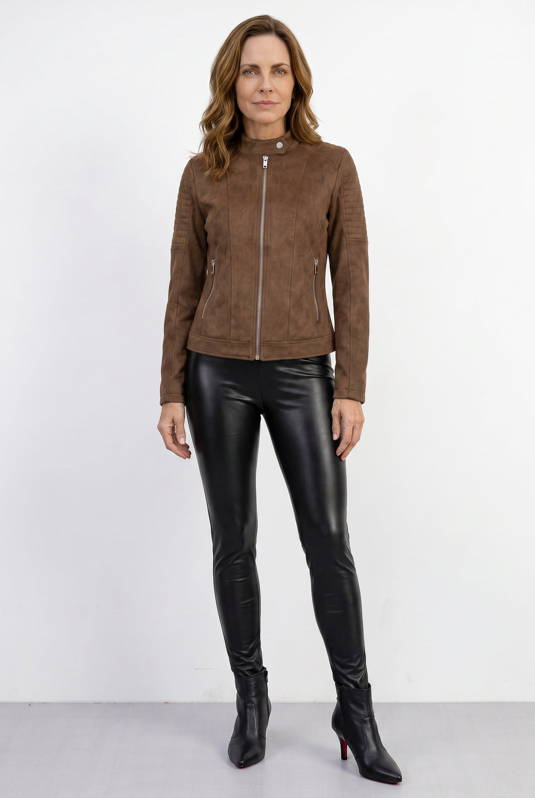 Jaqueta feminina suede gola com botão 84252