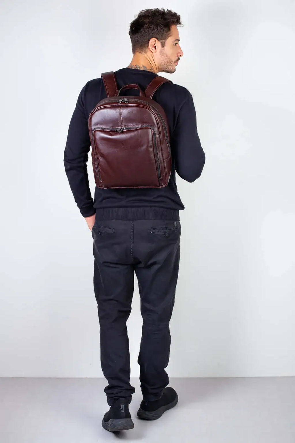 Mochila masculina de couro italiano Steve - Enluaze