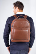 Mochila de couro masculina para notebook Vicente - Enluaze