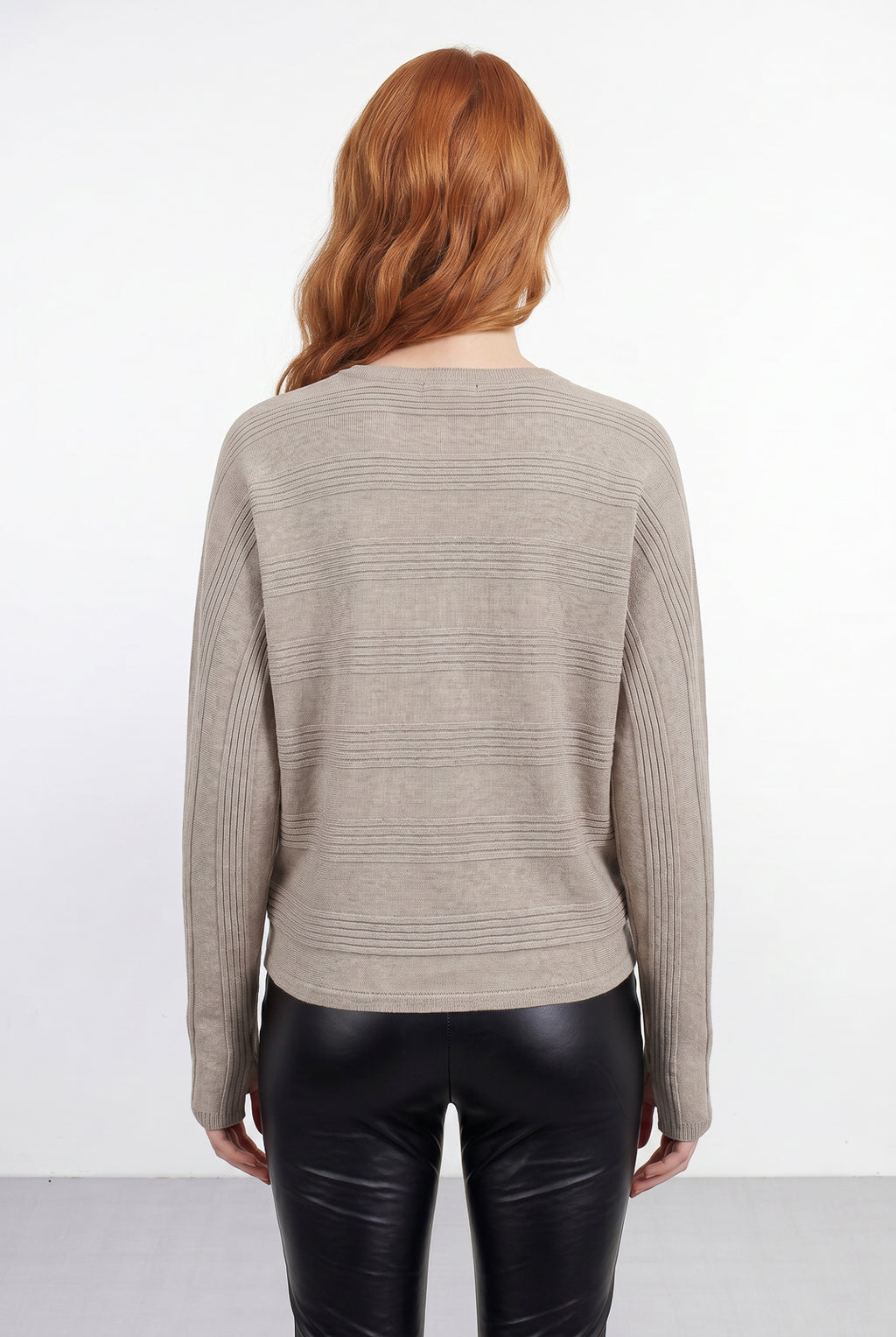 Blusa de malha feminina manga morcego com dedinho 61195