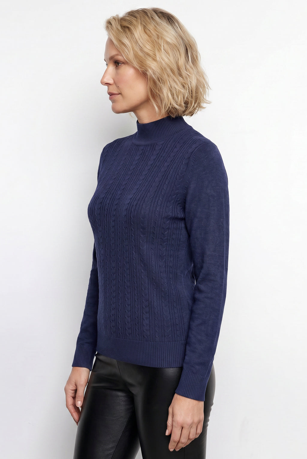 Blusa de malha feminina gola alta trançada 61262