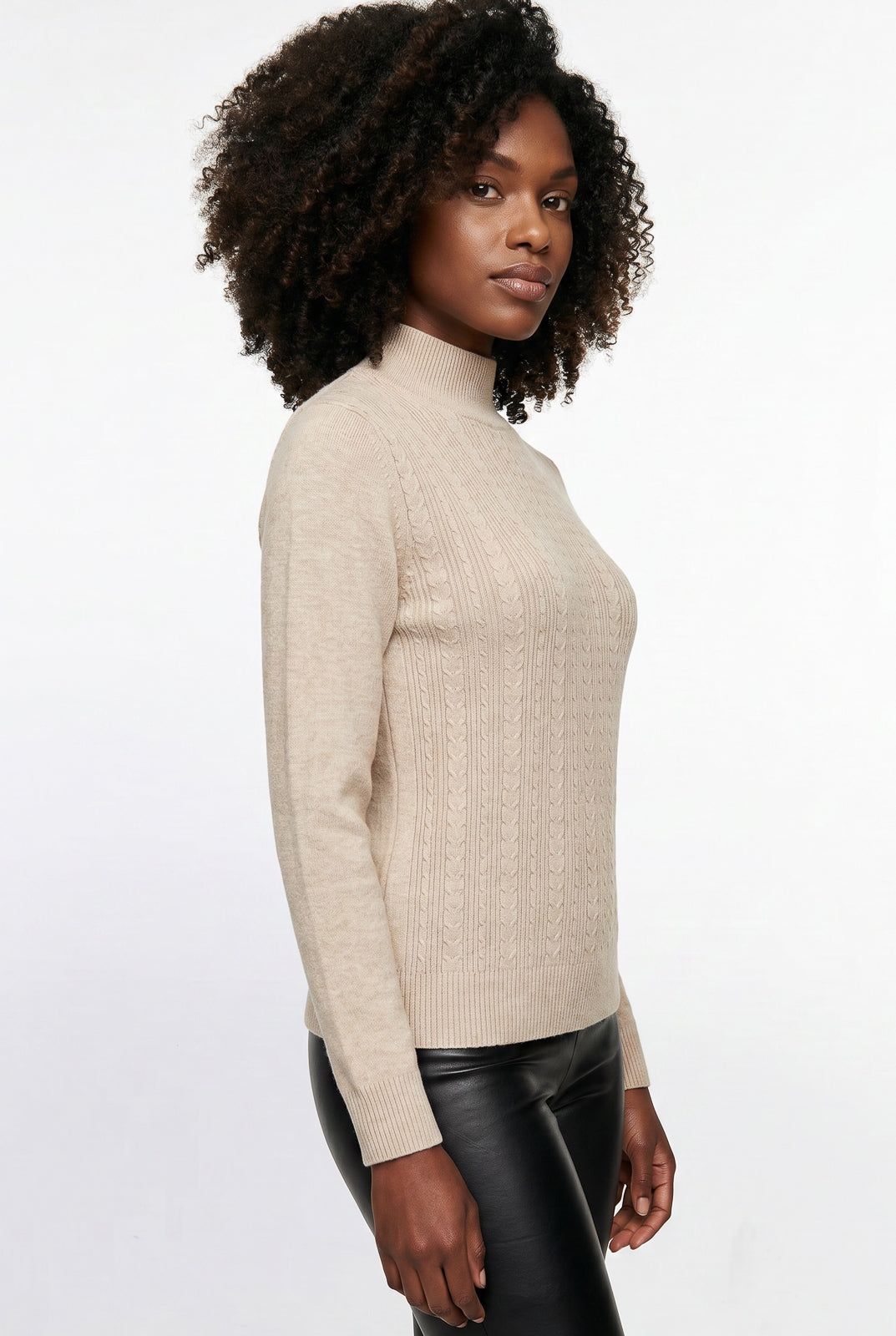 Blusa de malha feminina gola alta trançada 61262
