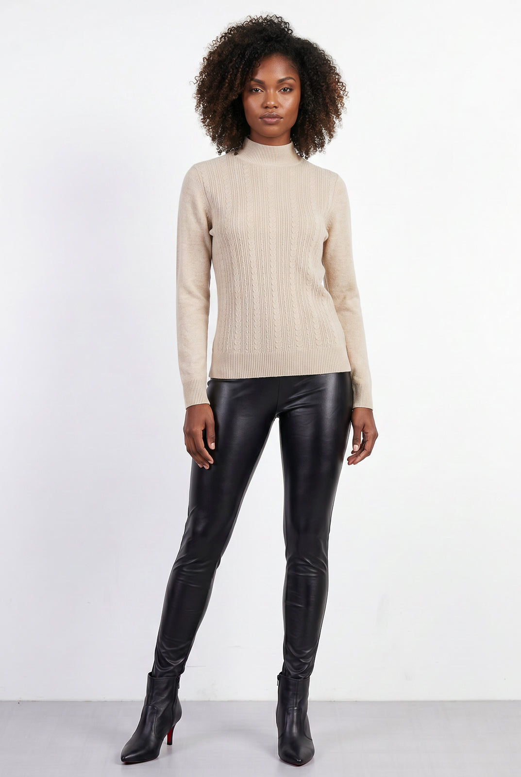 Blusa de malha feminina gola alta trançada 61262