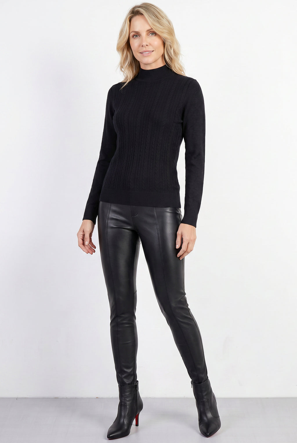 Blusa de malha feminina gola alta trançada 61262