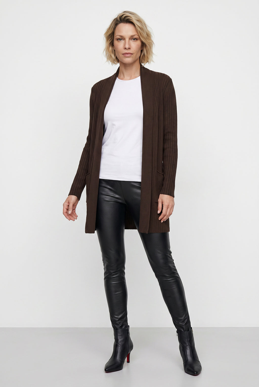 Cardigan  feminino longo de malha com bolsos 61283