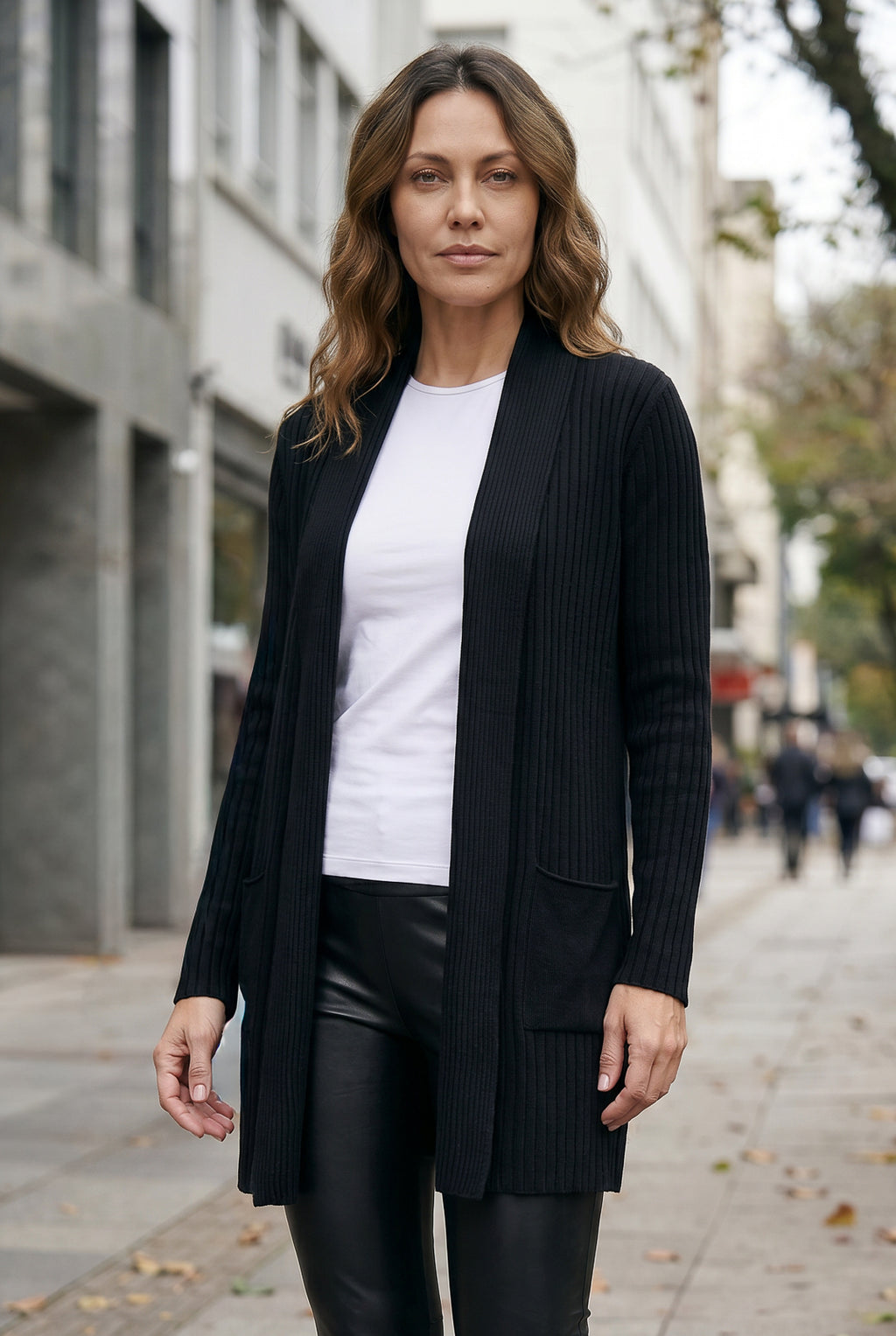 Cardigan  feminino longo de malha com bolsos 61283