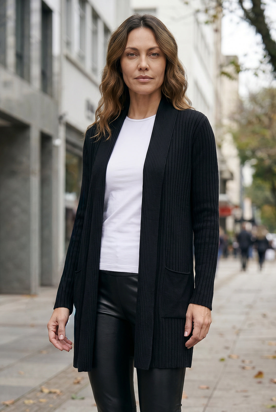 Cardigan  feminino longo de malha com bolsos 61283