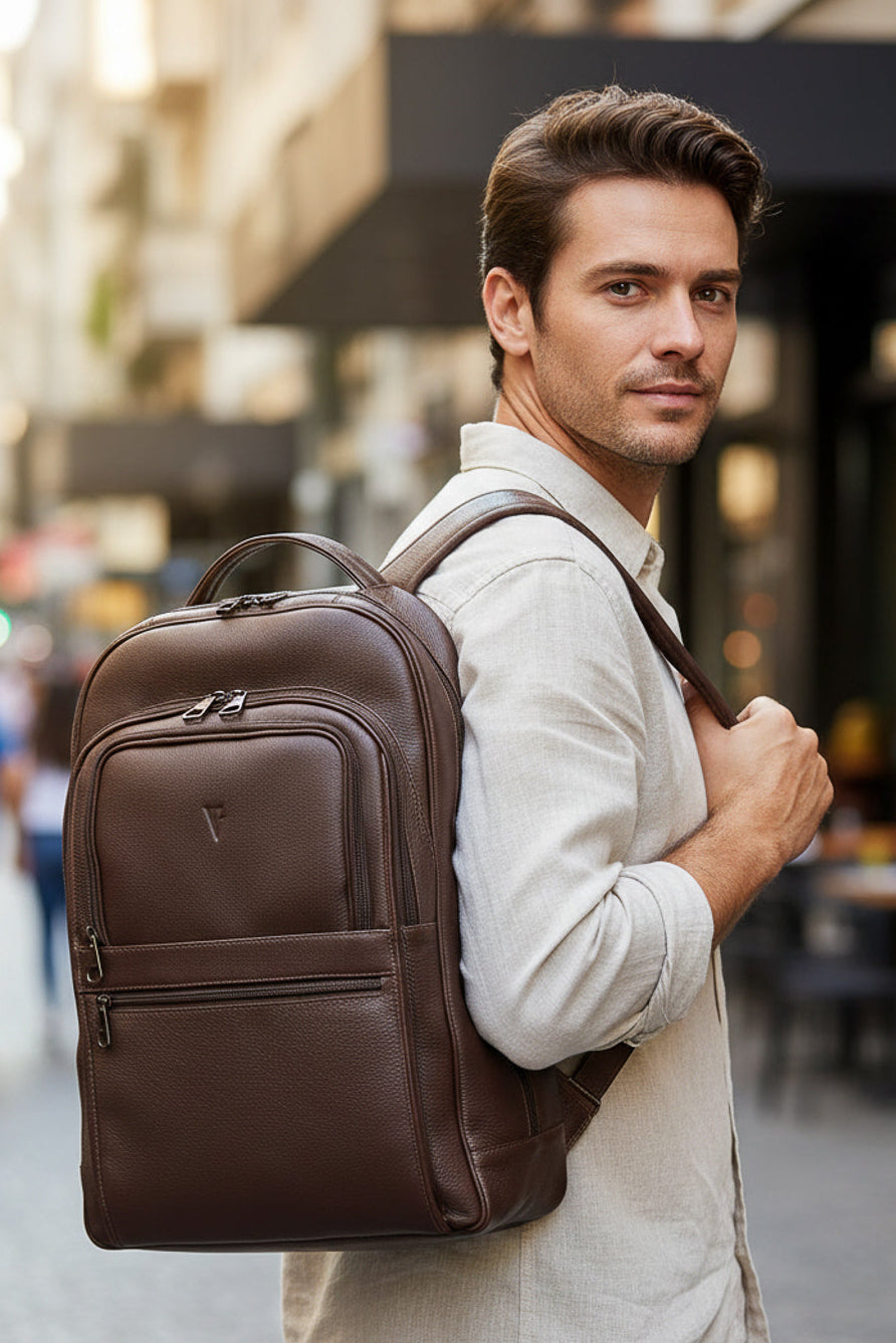 Mochila masculina de couro floater para notebook 17" Arthur