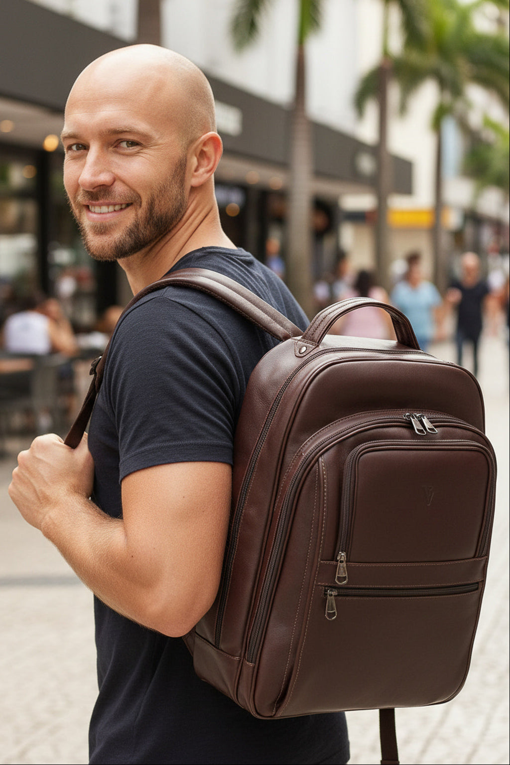 Mochila masculina de couro italiano para notebook 17" Arthur