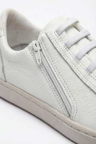 Tênis feminino em couro com elástico e zíper 0203