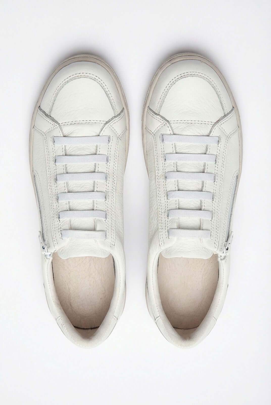 Tênis feminino em couro com elástico e zíper 0203 - Enluaze