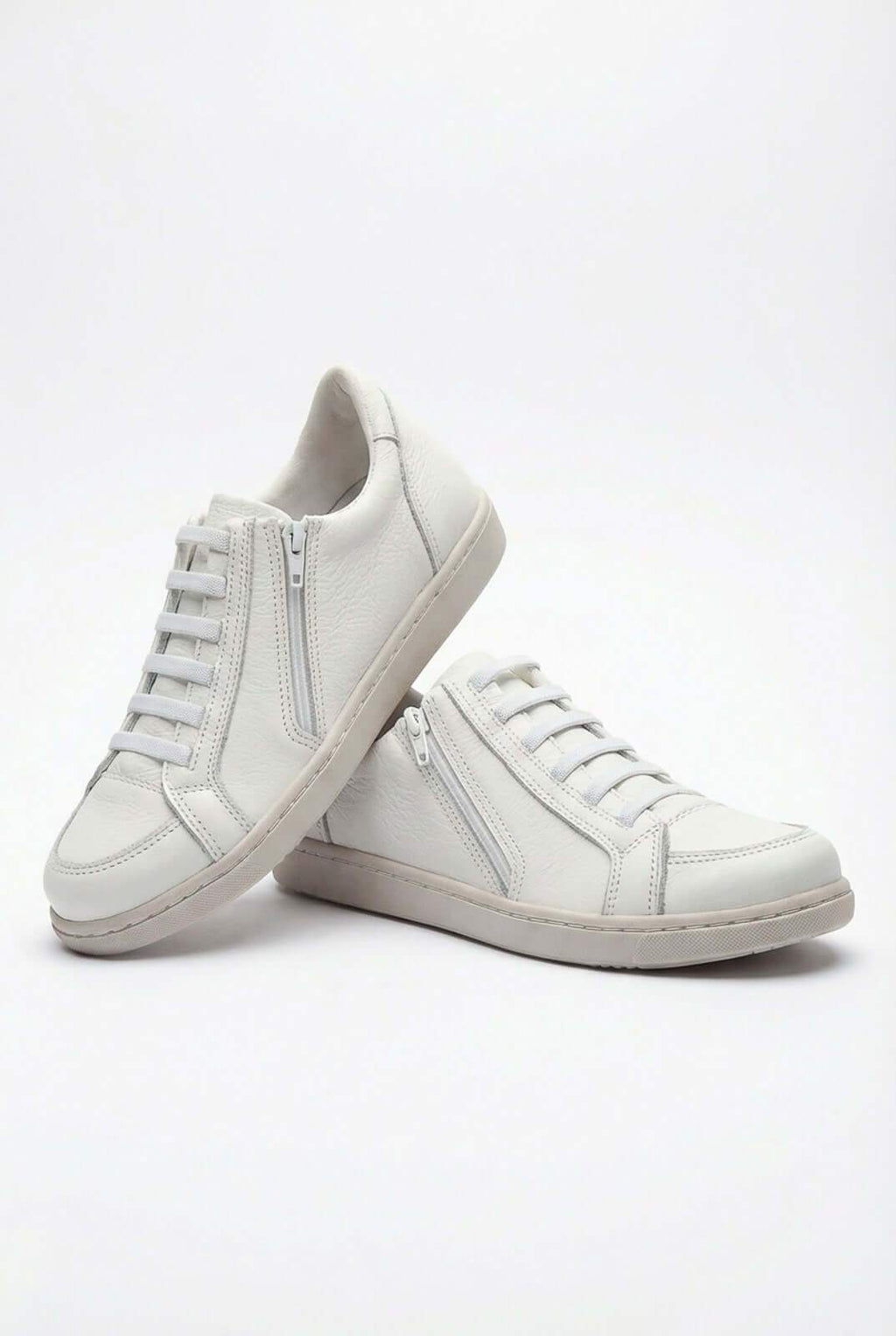 Tênis feminino em couro com elástico e zíper 0203 - Enluaze