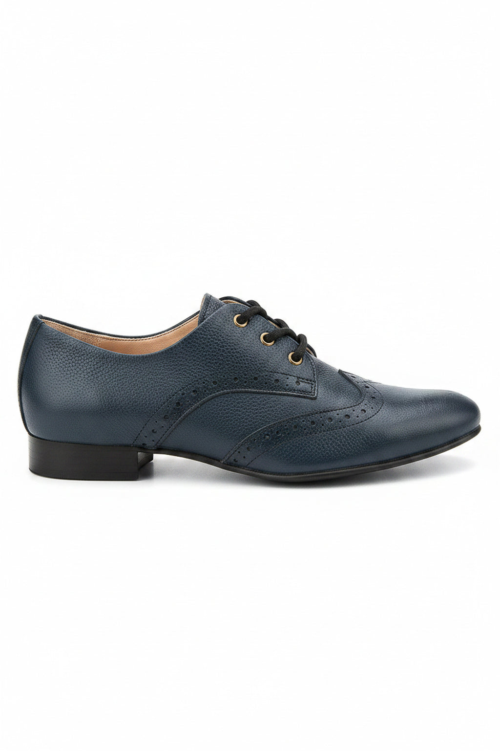 Sapato feminino Oxford em couro detalhes 0211