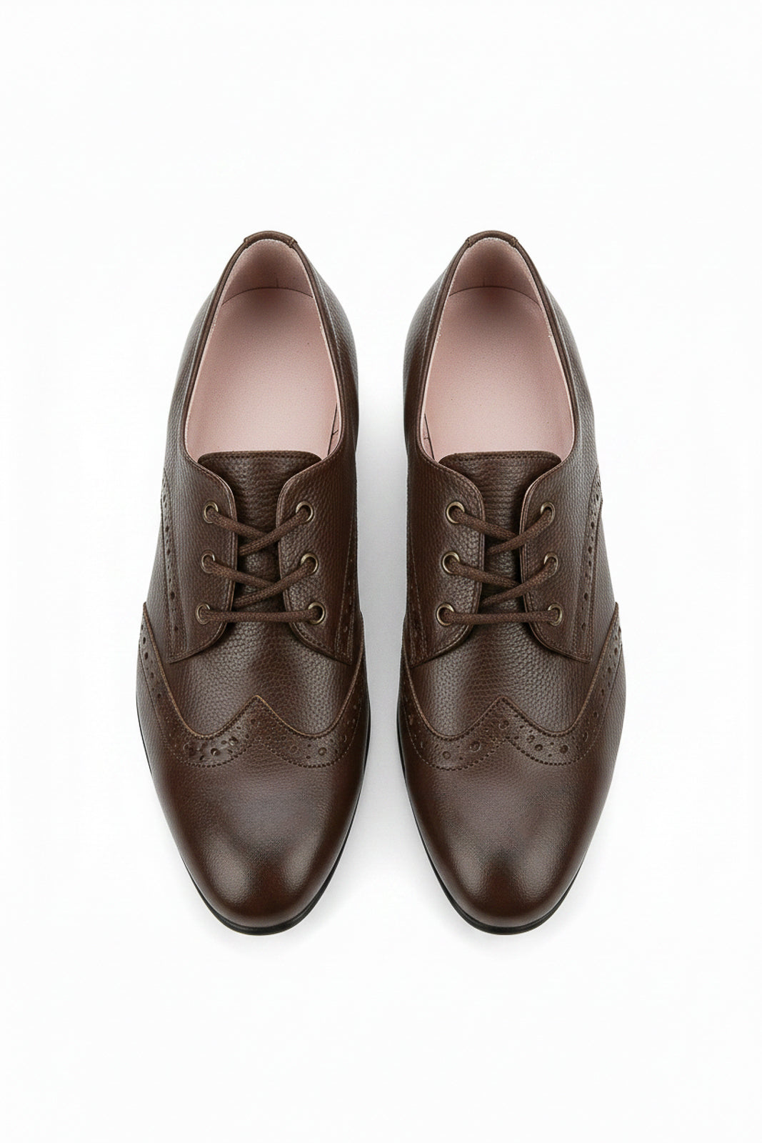 Sapato feminino Oxford em couro detalhes 0211