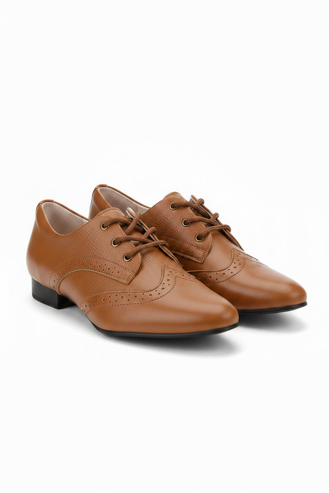 Sapato feminino Oxford em couro detalhes 0211