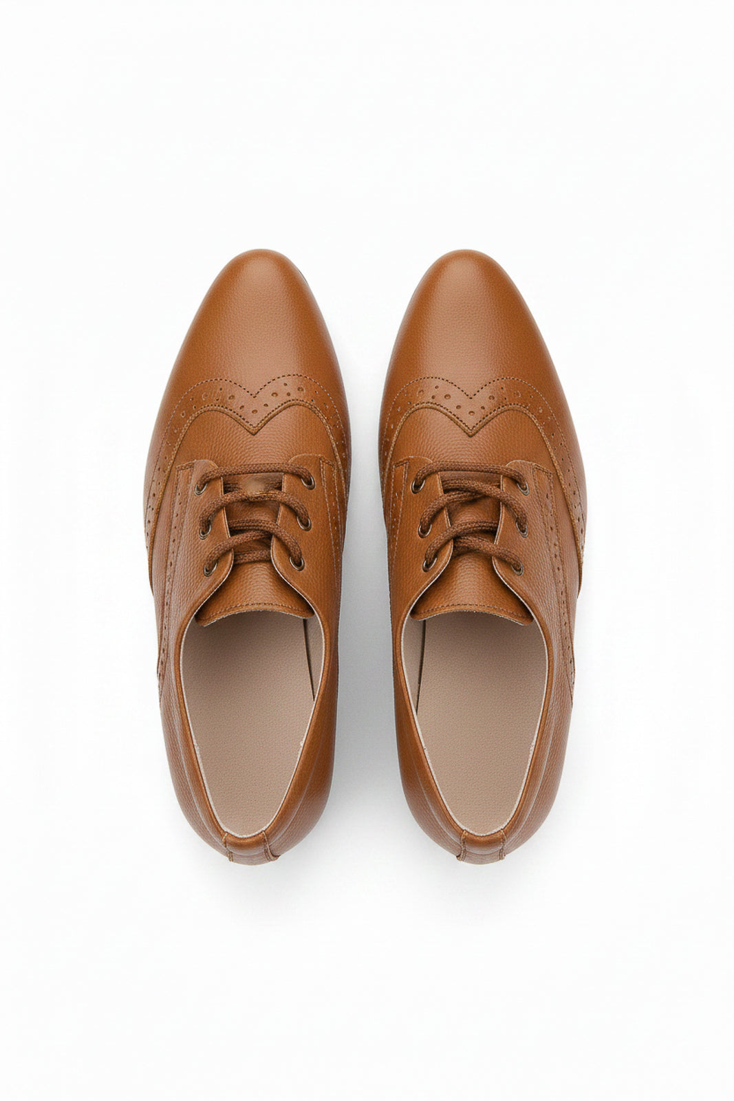 Sapato feminino Oxford em couro detalhes 0211