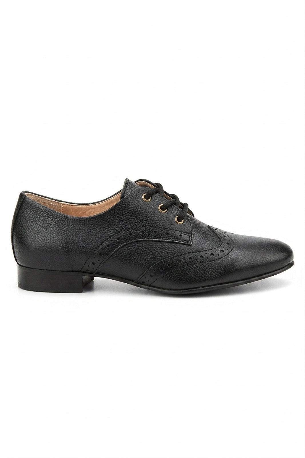 Sapato feminino Oxford em couro detalhes 0211