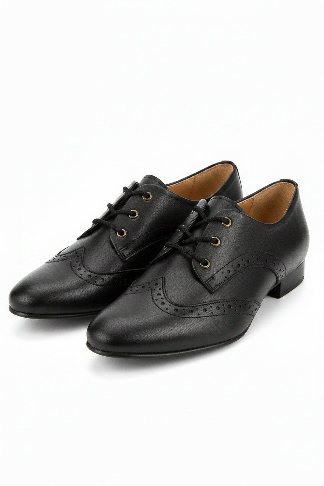 Sapato feminino Oxford em couro detalhes 0211
