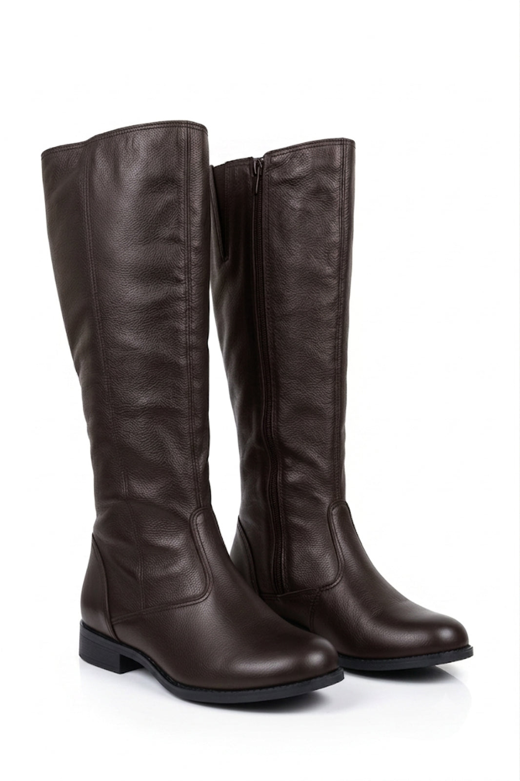 Bota feminina cano longo em couro salto baixo 0291