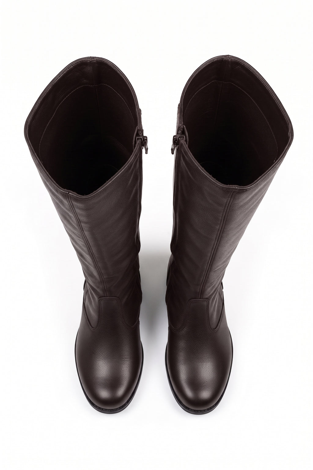 Bota feminina cano longo em couro salto baixo 0291