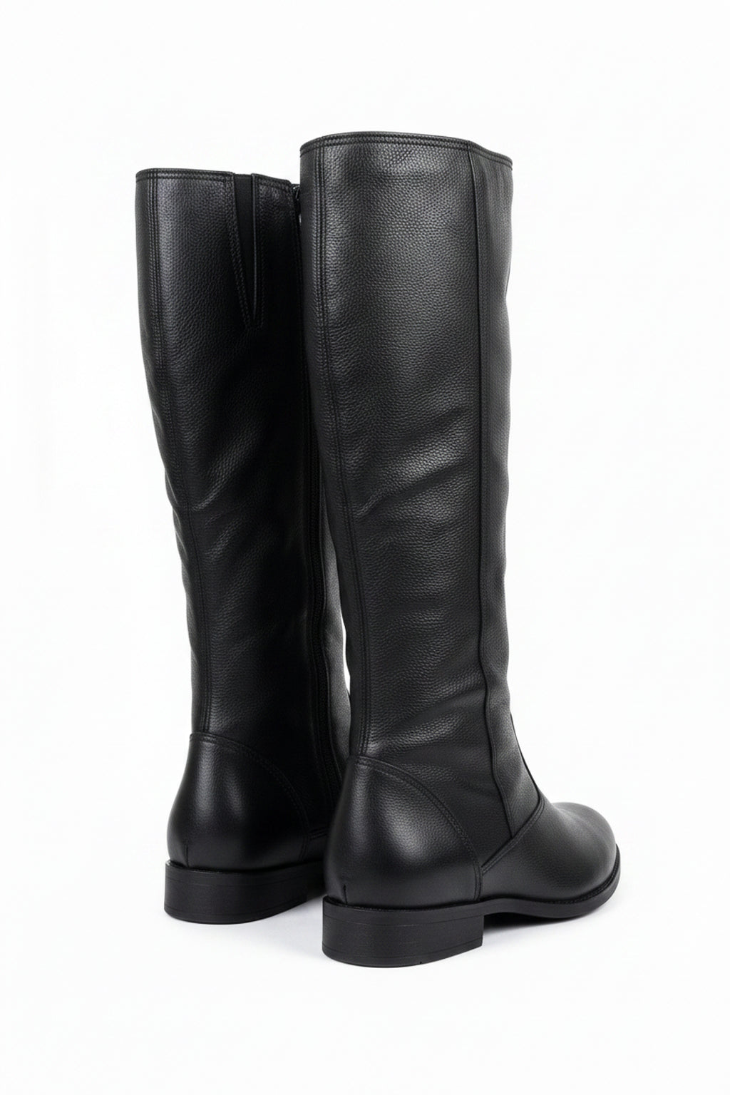 Bota feminina cano longo em couro salto baixo 0291