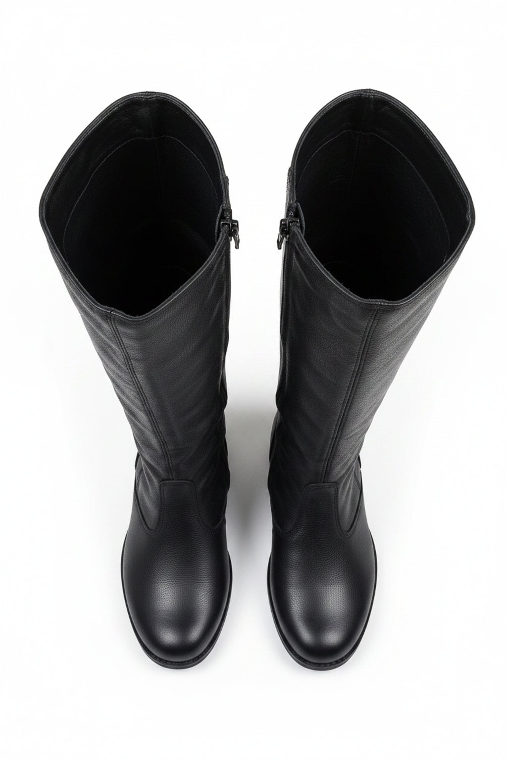 Bota feminina cano longo em couro salto baixo 0291