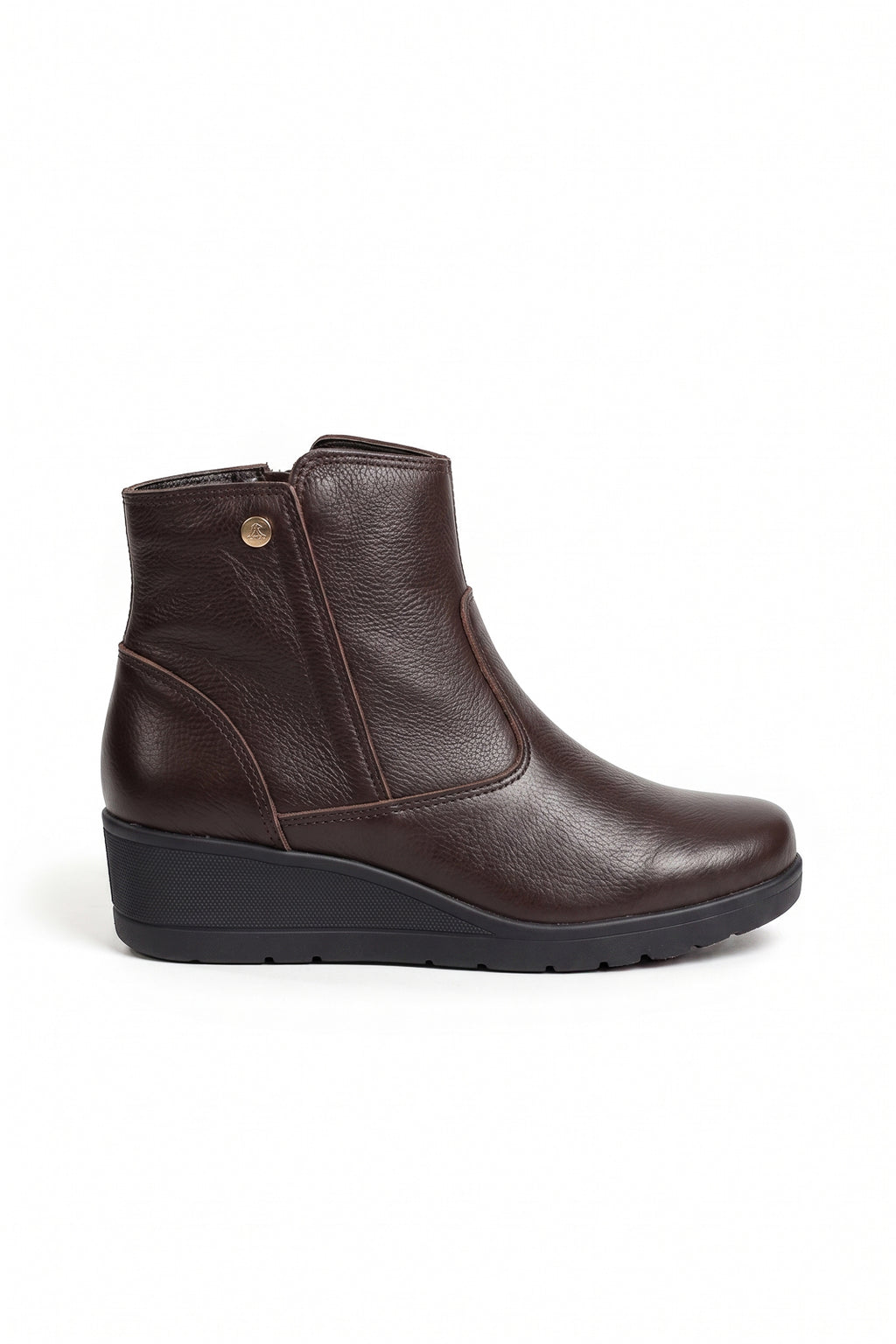 Bota de couro feminina cano curto salto anabela confort 0321