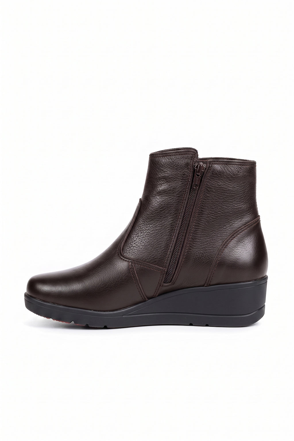 Bota de couro feminina cano curto salto anabela confort 0321