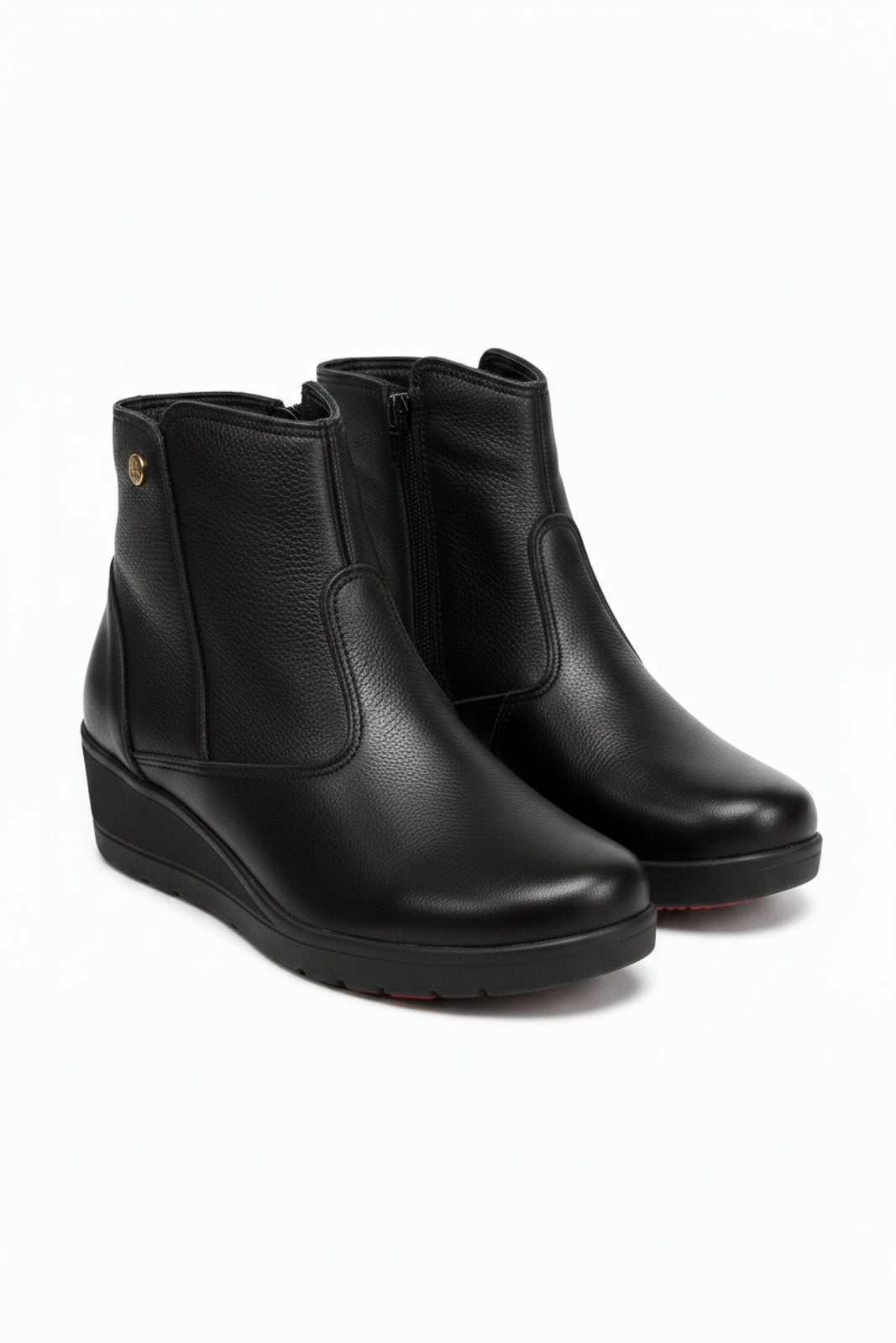Bota de couro feminina cano curto salto anabela confort 0321