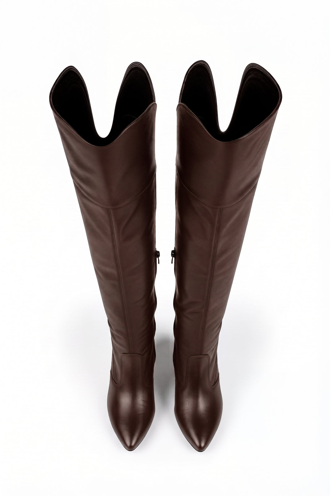 Bota feminina de couro over cano longo com salto 6586