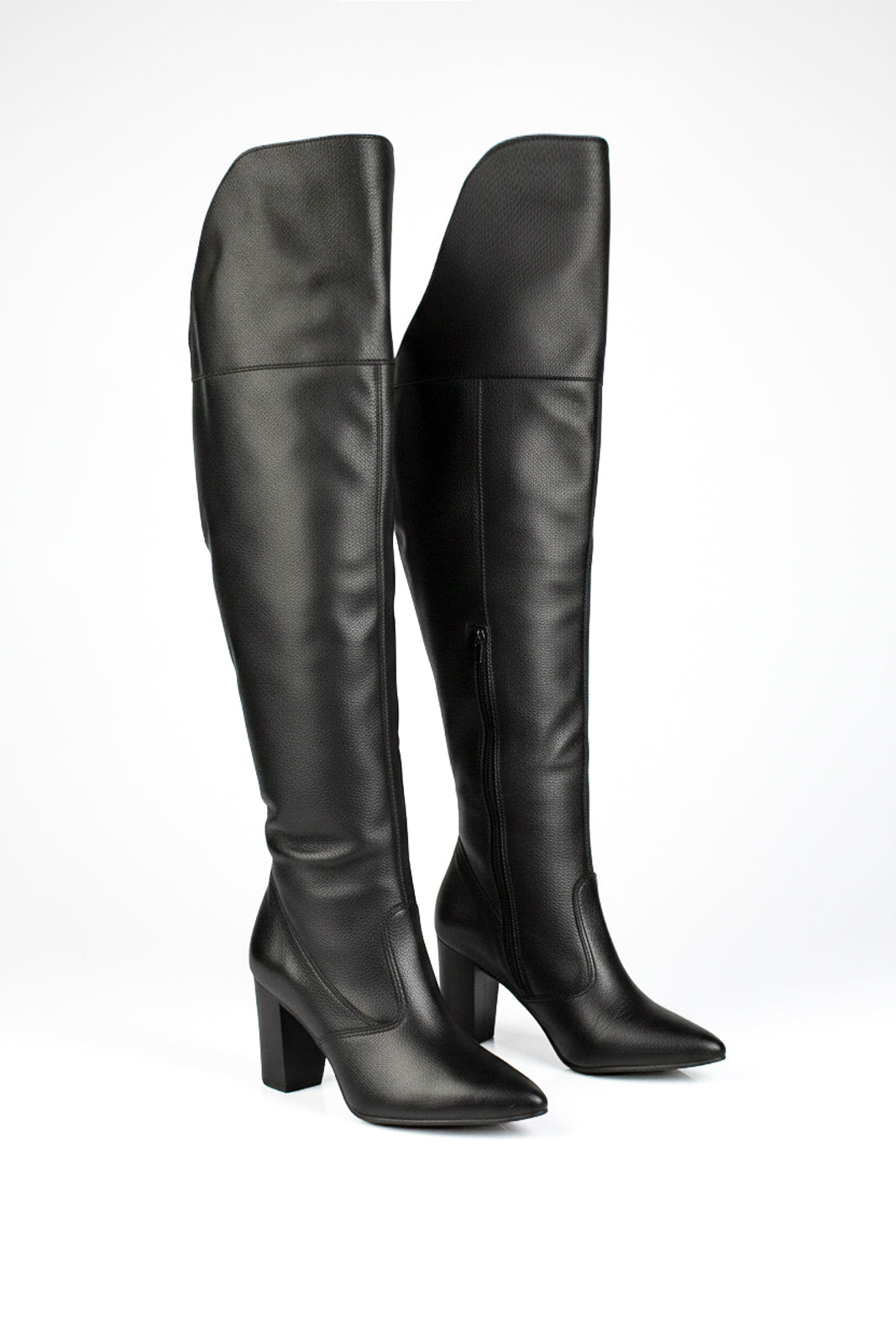 Bota feminina de couro over cano longo com  pelo e salto 6586P