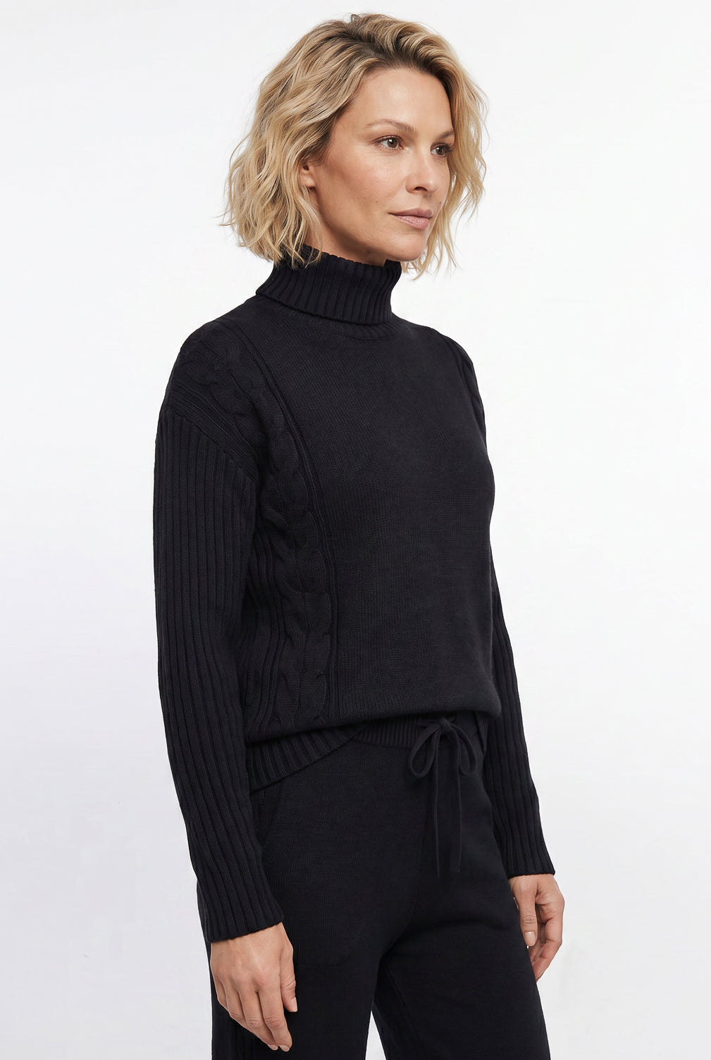 Conjunto feminino de tricô modal gola alta 61935