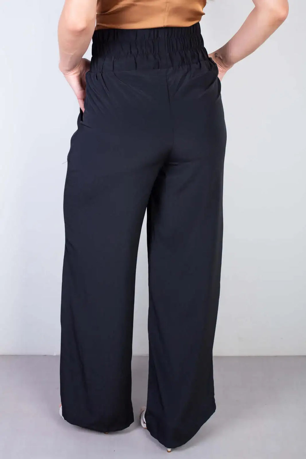Calça feminina pantalona com elástico 51129 - Enluaze