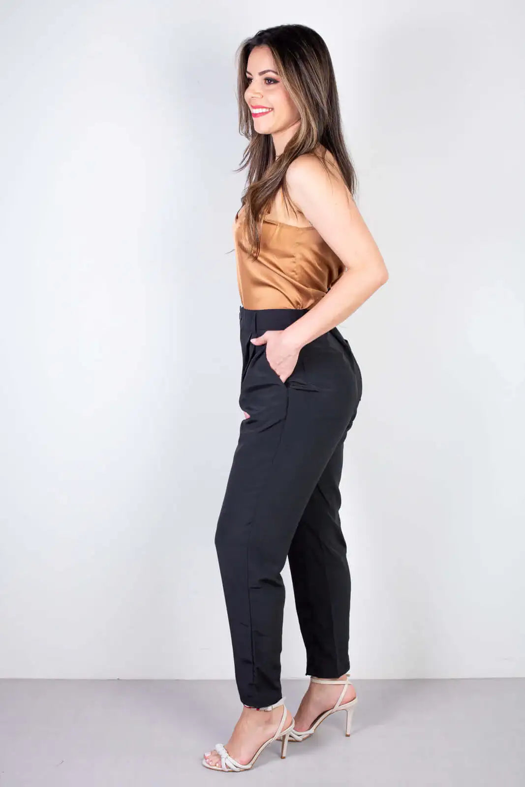 Calça reta feminina alfaiataria 51178 - Enluaze