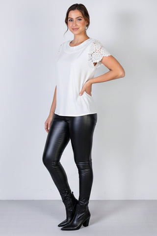 Blusa manga curta feminina detalhe crochê 51607