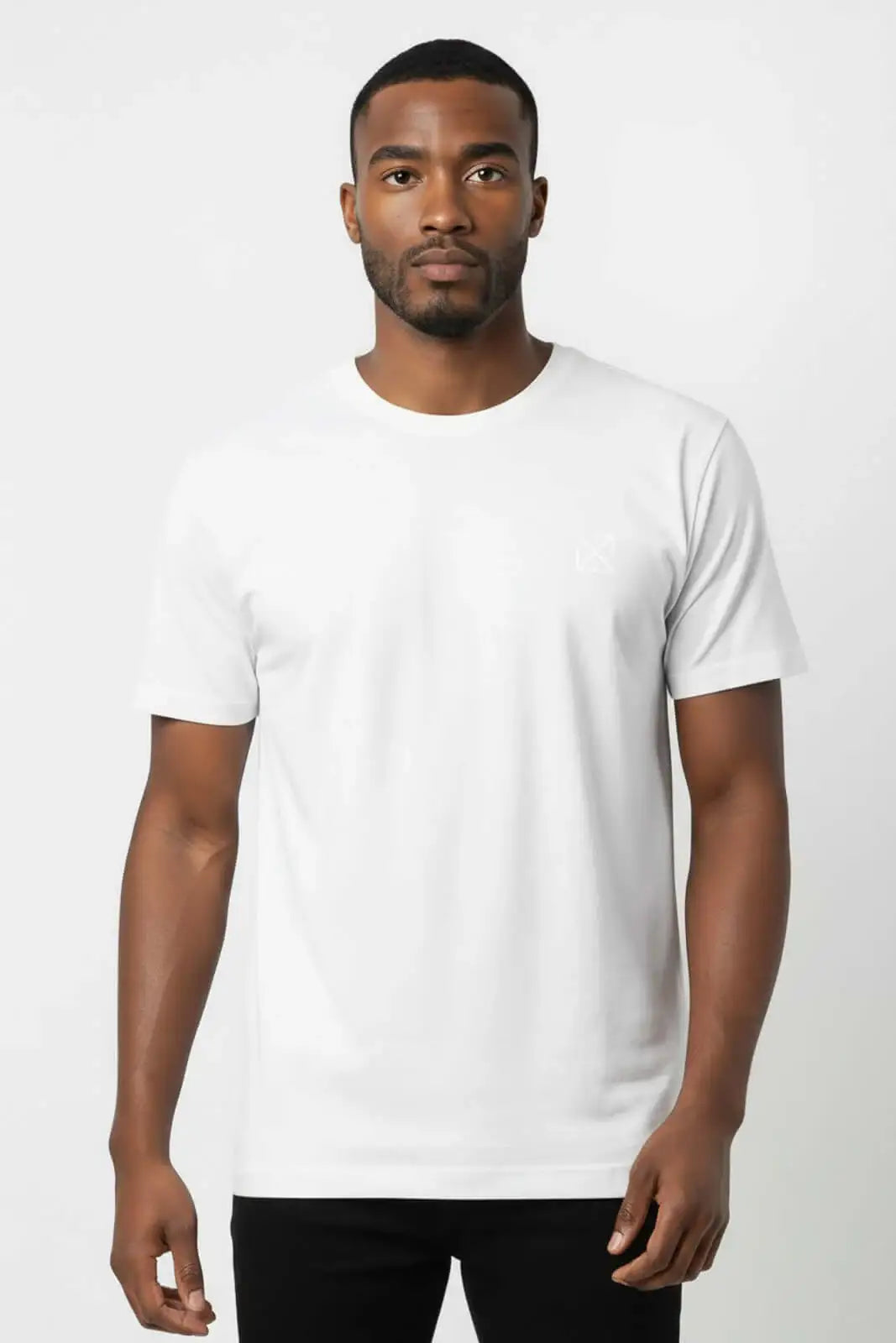 Camiseta lisa masculina reta manga curta com elastano 59016 - Enluaze