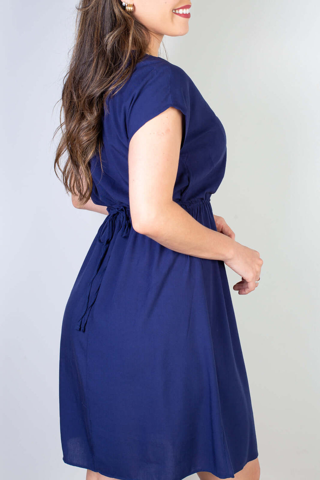 Vestido curto feminino com elástico 51156 - Enluaze