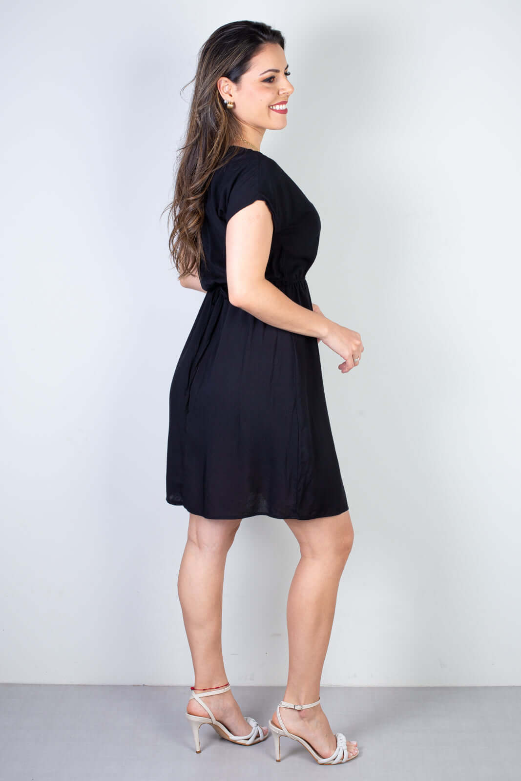 Vestido curto feminino com elástico 51156 - Enluaze