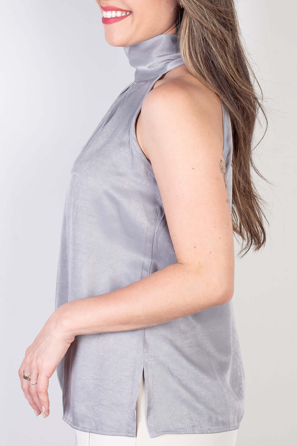 Blusa feminina gola alta decote halter neck 51255 - Enluaze