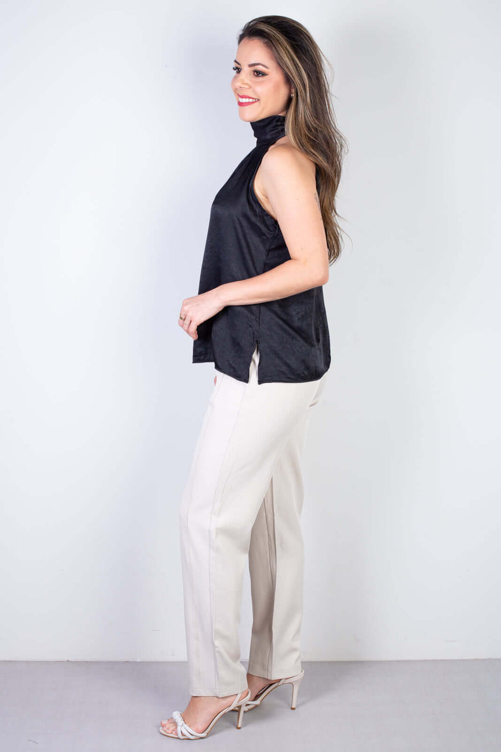 Blusa feminina gola alta decote halter neck 51255 - Enluaze