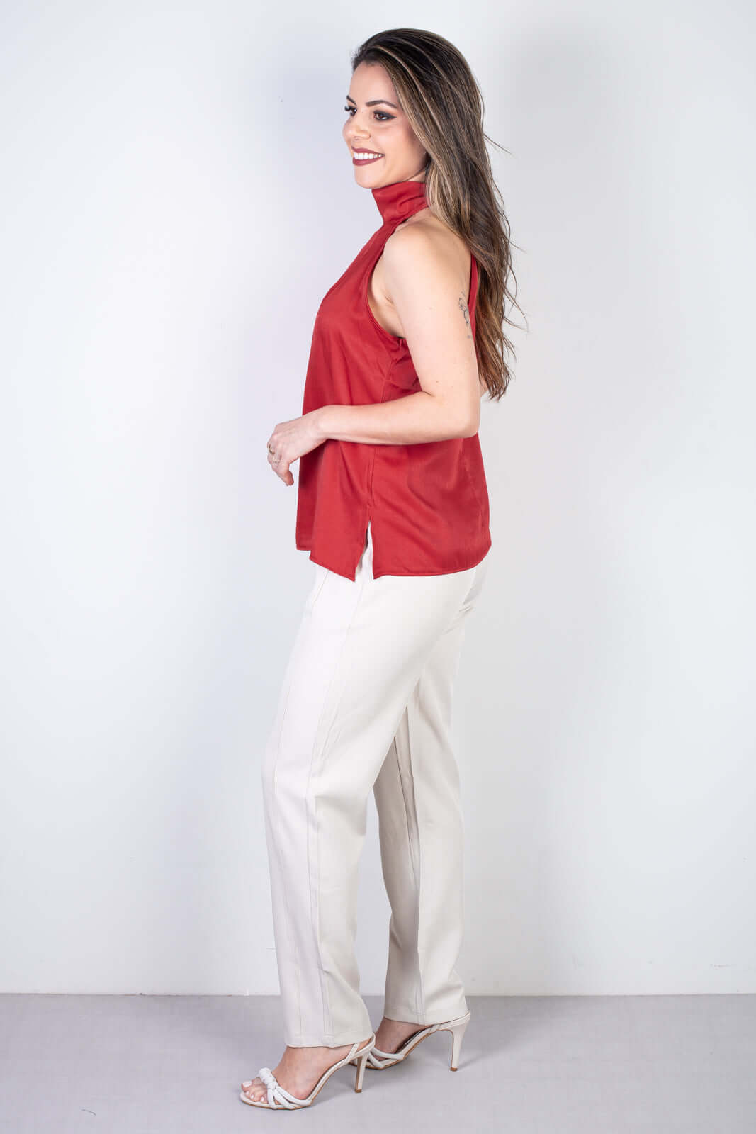 Blusa feminina gola alta decote halter neck 51255 - Enluaze