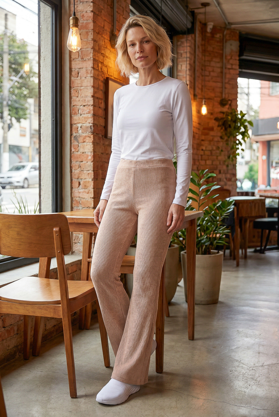 Calça flare feminina de malha 61180