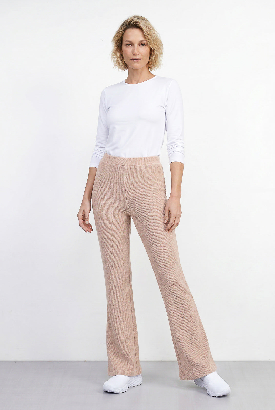 Calça flare feminina de malha 61180